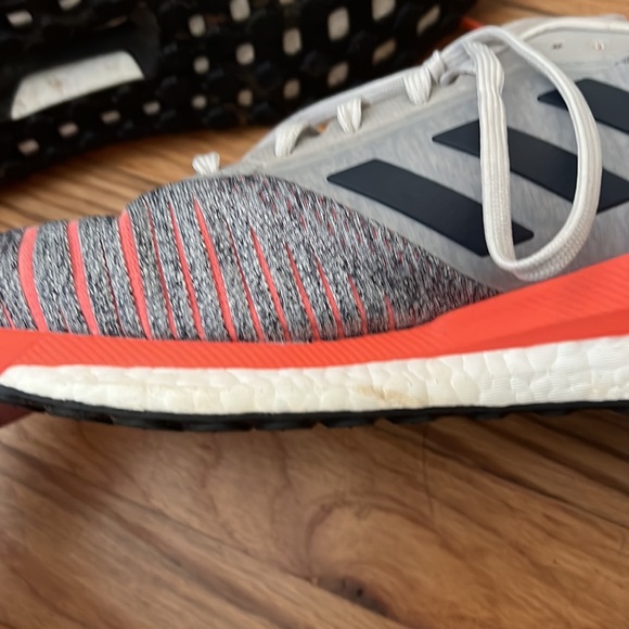 Men’s Adidas Solar Glide Shoes - Picture 10 of 10